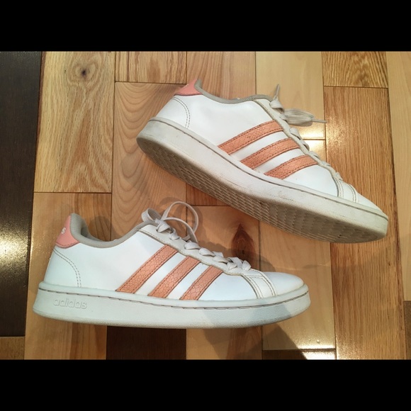 Adidas Cloadfoam shoes size 6.5 - Picture 1 of 10